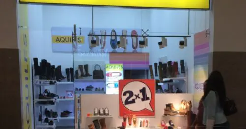 AQUILES  CENTRO COMERCIAL PLAZA CENTRAL BOGOTÁ